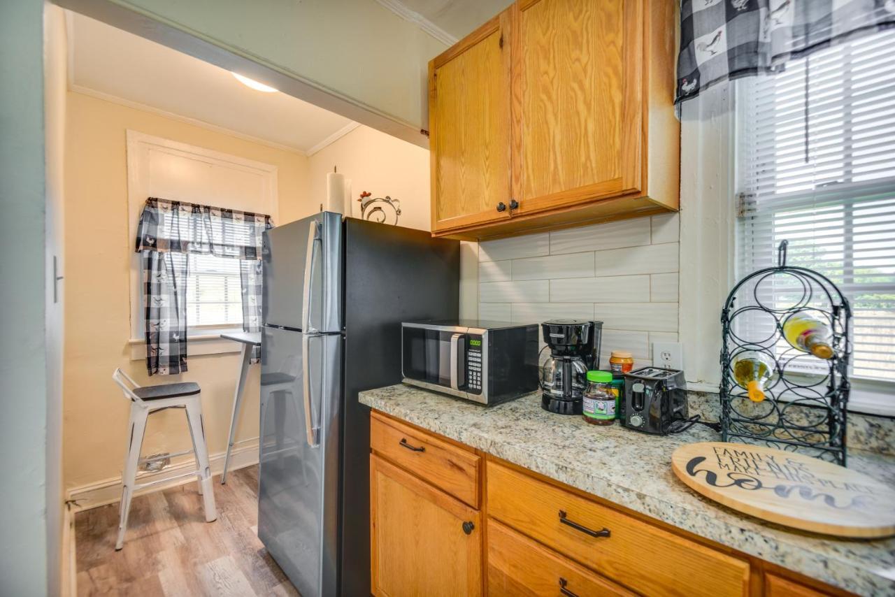 Charming Newport News Cottage Less Than 1 Mi To Ocean! Hampton Extérieur photo